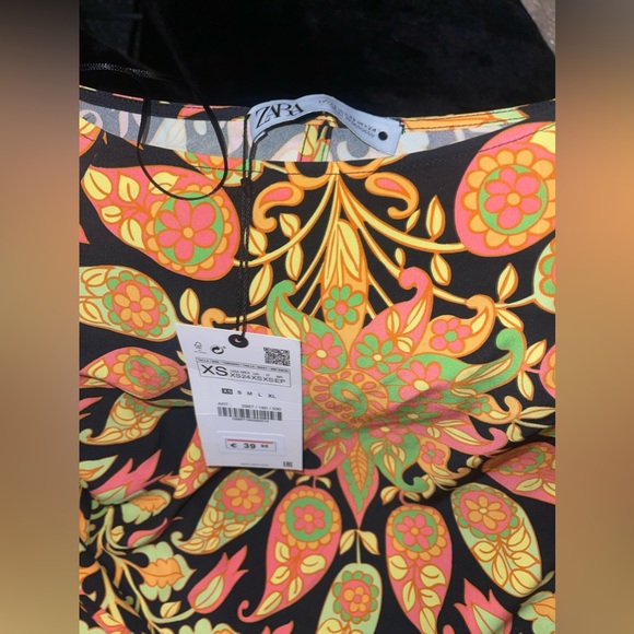 Zara Dresses Zara Floral Open Back Dress Poshmark